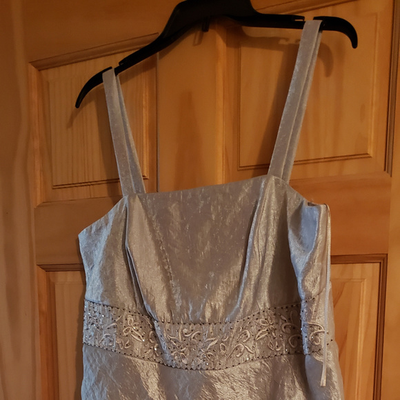 R & M Richards Mother of the Bride Gray Dress - Picture 4 of 8